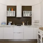 Casa Del Tempo Sospeso * 오스투니